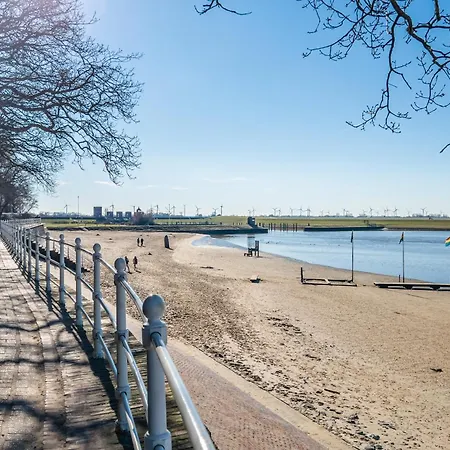 Vivid - Traumwohnung Ruhig Und Strandnah Gelegen Varel